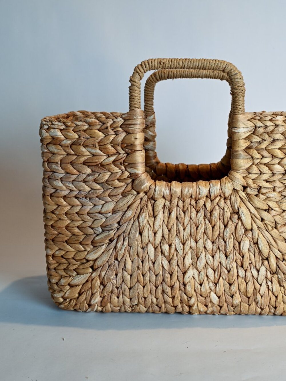 Woven Straw Tote Bag Natural Fiber Structured Boho Coastal Handbag - Picture 3 of 6